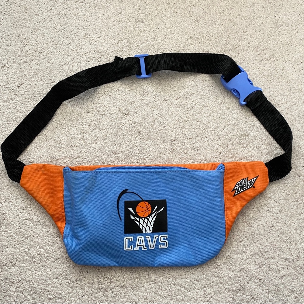 Vintage Cleveland Cavaliers CAVS Fanny Pack Waist Pack Retro blue and orange